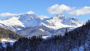 Le Massif de Sancy en Auvergne, le lieu incontournable de vos vacances d'hiver